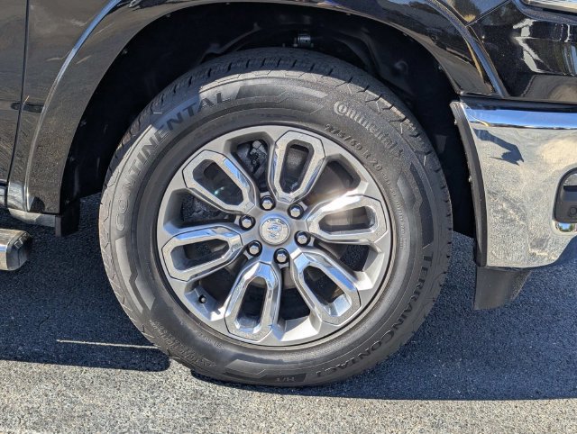 Used 2025 RAM 1500 Big Horn RWD image 6