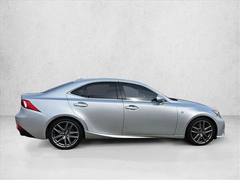 Used 2016 Lexus IS 350 image 4