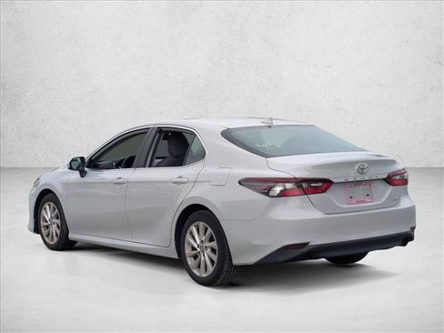 Used 2023 Toyota Camry LE FWD image 4