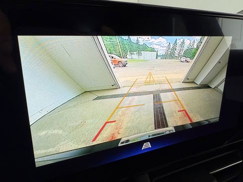 New 2025 Chevrolet Trax LT w/ Driver Confidence Package image 24