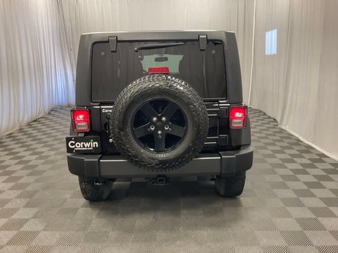 Used 2016 Jeep Wrangler Unlimited Sport AWD/4WD image 5