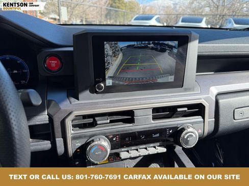 Used 2025 Toyota 4Runner TRD Off-Road image 21