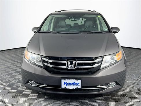 Used 2016 Honda Odyssey Touring Elite image 9