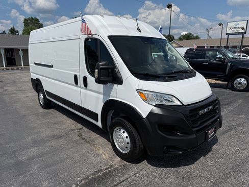 Used 2023 RAM ProMaster 2500 FWD image 4