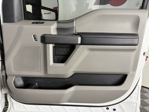 Used 2019 Ford F250 XLT w/ XLT Premium Package image 37