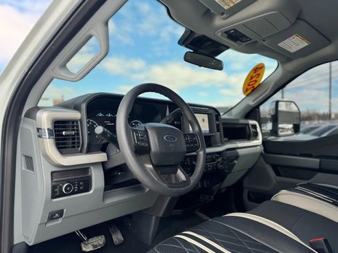 Used 2024 Ford F250 XL w/ STX Appearance Package AWD/4WD image 17