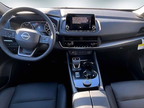 New 2026 Nissan Rogue Dark Armor image 5