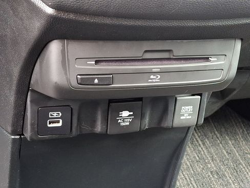 Used 2023 Honda Odyssey Touring image 30