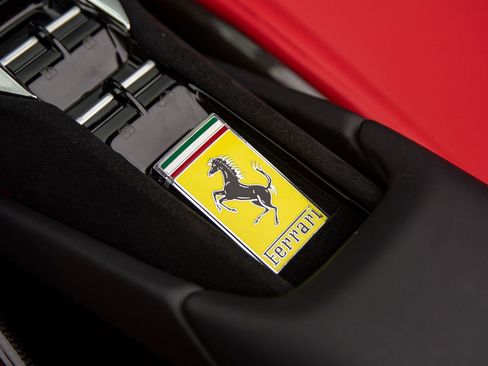 Used 2025 Ferrari 296 GTS RWD image 35
