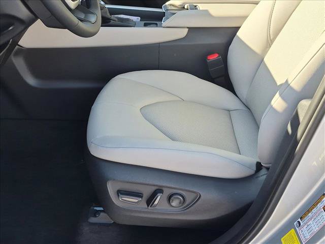 New 2026 Toyota Grand Highlander FWD image 4