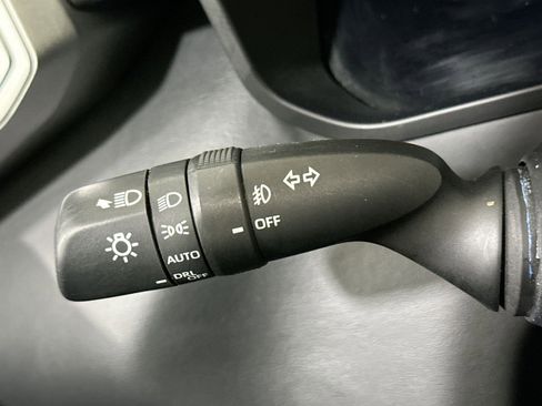 Used 2023 Toyota Tundra Platinum image 28