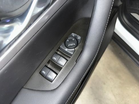 Certified 2024 Chevrolet Blazer LT w/ Convenience Package image 5