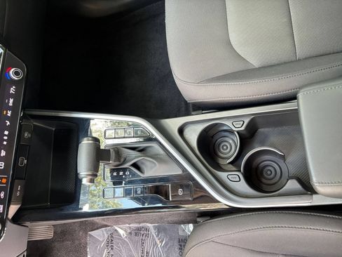Used 2026 Kia Niro LX FWD image 39