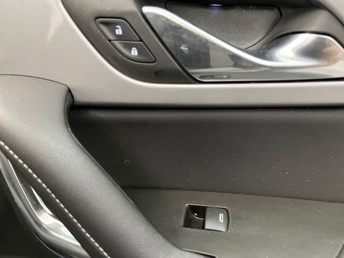 Used 2025 Chevrolet Blazer LT image 25