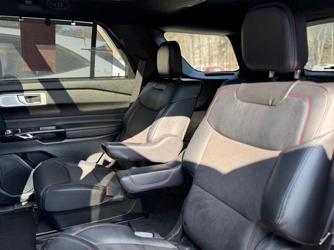 Used 2023 Ford Explorer ST w/ Equipment Group 401A image 6