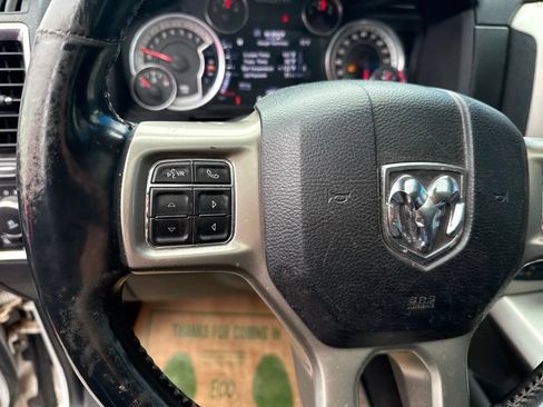 Used 2017 RAM 1500 Laramie w/ Convenience Group AWD/4WD image 22