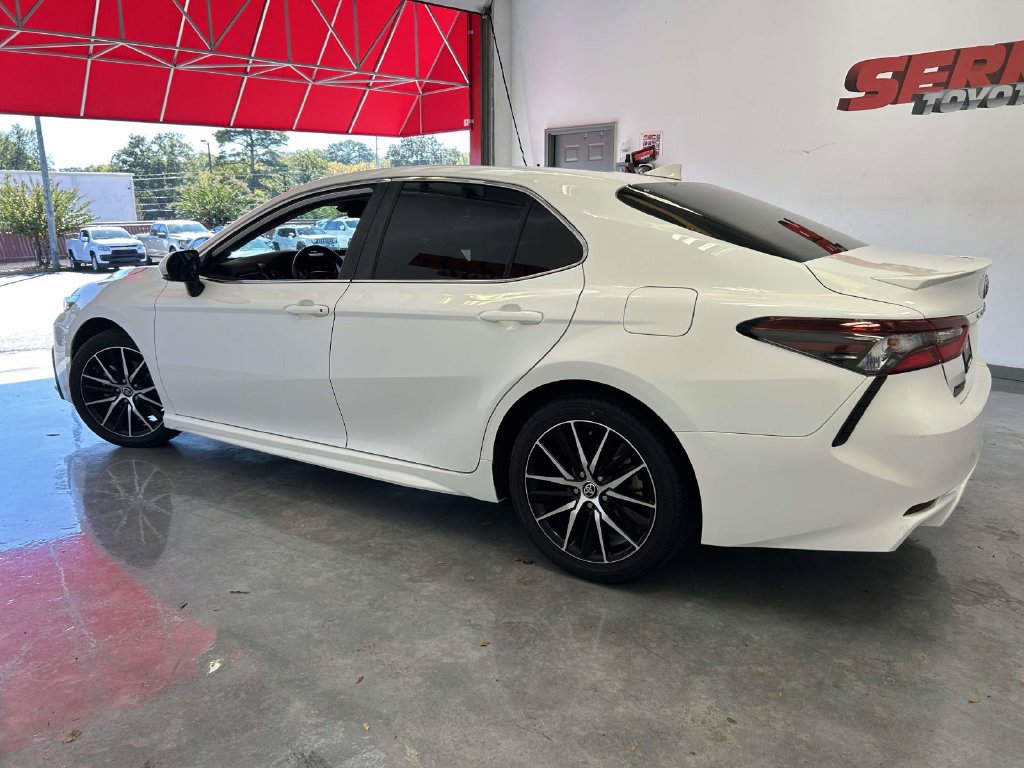 Certified 2024 Toyota Camry SE FWD image 6
