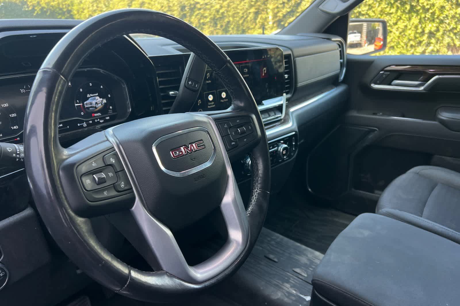Used 2022 GMC Sierra 1500 Elevation AWD/4WD image 14