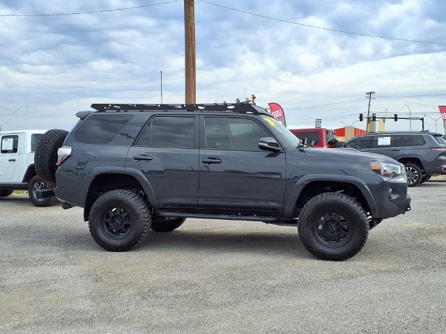 Used 2024 Toyota 4Runner TRD Off-Road Premium w/ Moonroof Package AWD/4WD image 25