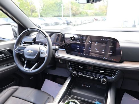 New 2026 Chevrolet Tahoe High Country AWD/4WD image 34