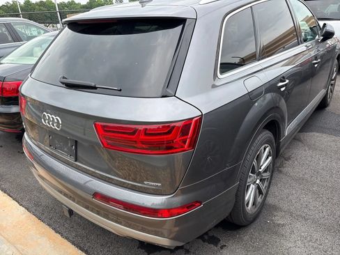 Used 2019 Audi Q7 2.0T Premium Plus w/ Premium Plus Package AWD/4WD image 2