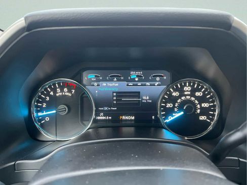 Used 2019 Ford F150 Lariat image 28