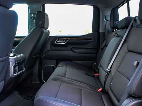 Used 2025 GMC Sierra 1500 Elevation w/ Preferred Package image 34