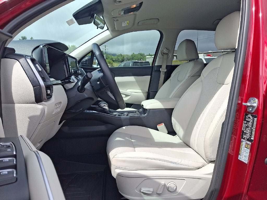 Used 2023 Kia Sorento S FWD image 13
