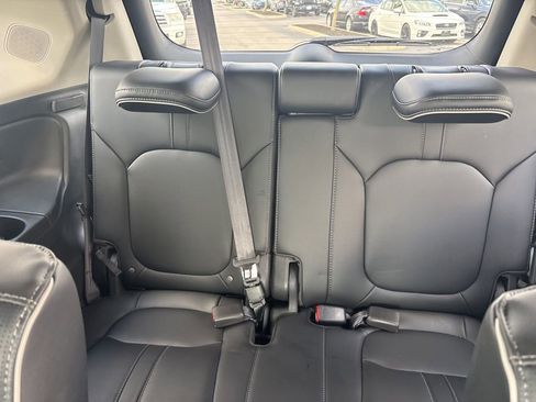 Used 2025 Honda Pilot Elite image 15