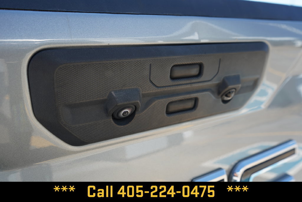 Used 2025 GMC Sierra 1500 SLT AWD/4WD image 17