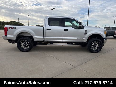 Used 2017 Ford F250 XLT w/ XLT Value Package image 27