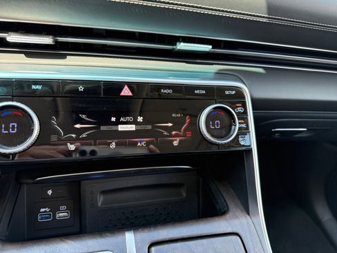 Used 2024 Genesis GV80 2.5T image 25