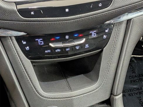 Used 2020 Cadillac XT5 Premium Luxury image 24