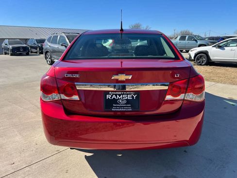 Used 2011 Chevrolet Cruze LT image 4
