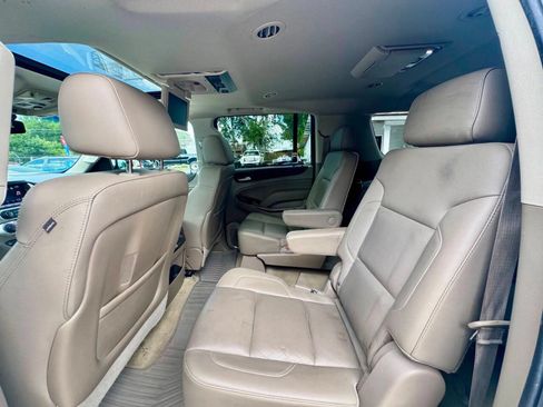 Used 2016 GMC Yukon XL SLT w/ Open Road Package RWD image 19