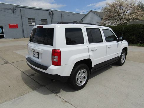 Used 2015 Jeep Patriot Sport w/ Power Value Group image 5