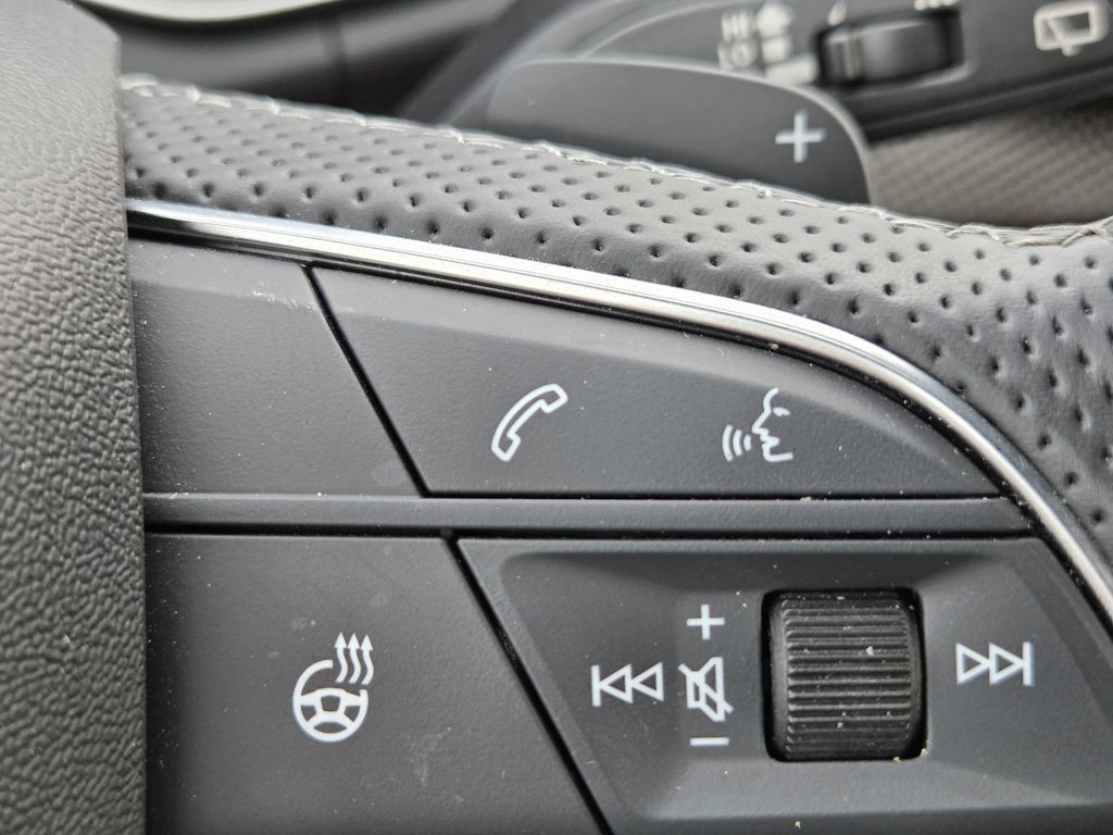 Used 2023 Audi SQ5 Premium Plus AWD/4WD image 18