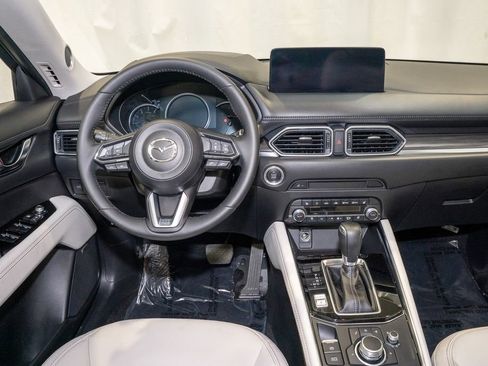 Used 2023 MAZDA CX-5 AWD 2.5 S w/ Premium Plus Pkg image 2