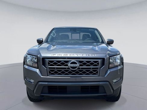 Used 2023 Nissan Frontier SV w/ SV Convenience Package RWD image 9