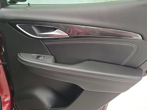 Certified 2023 Buick Envision Essence w/ Sport Touring Package FWD image 23