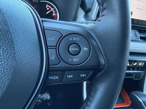 Used 2024 Toyota RAV4 Adventure AWD/4WD image 17