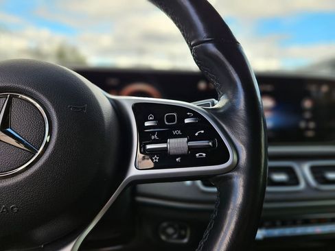 Used 2021 Mercedes-Benz GLE 350 4MATIC image 27