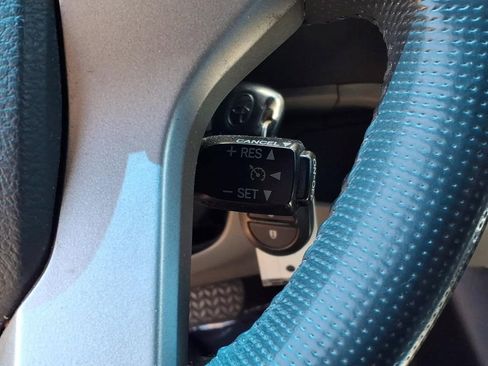 Used 2015 Toyota Tacoma PreRunner w/ TRD Off-Road Package RWD image 25