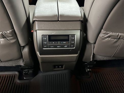 Used 2021 Lexus GX 460 Premium image 28