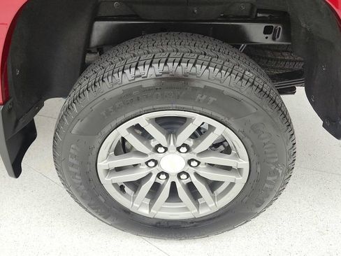 Used 2024 Chevrolet Colorado LT w/ LT Convenience Package II RWD image 30