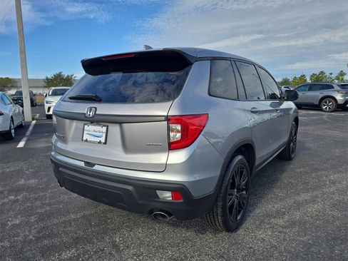 Used 2021 Honda Passport Sport image 4