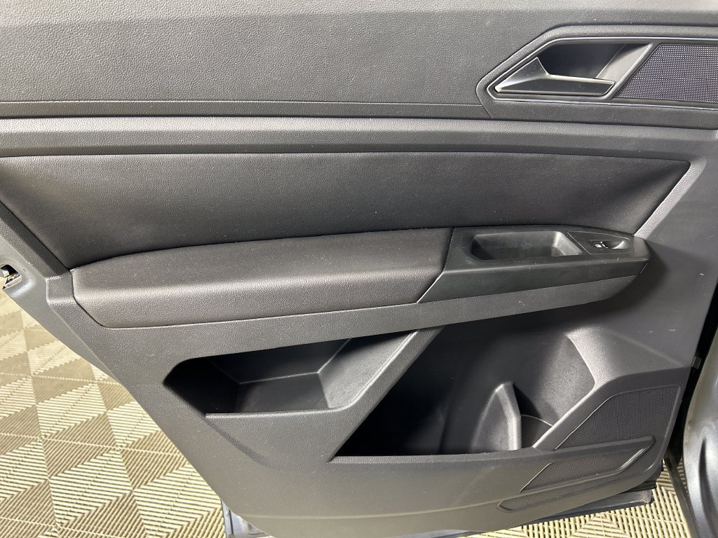 Used 2019 Volkswagen Atlas SE w/ Panoramic Sunroof Package AWD/4WD image 16