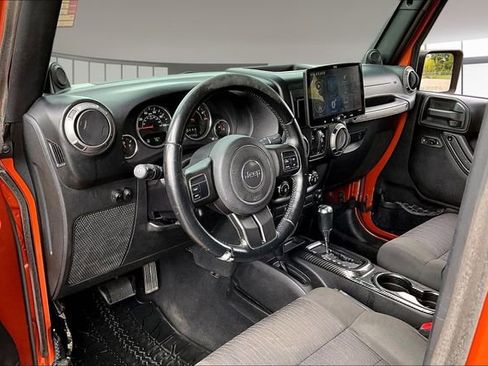 Used 2011 Jeep Wrangler Unlimited Sport image 15