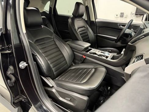 Certified 2023 Ford Edge SEL image 36
