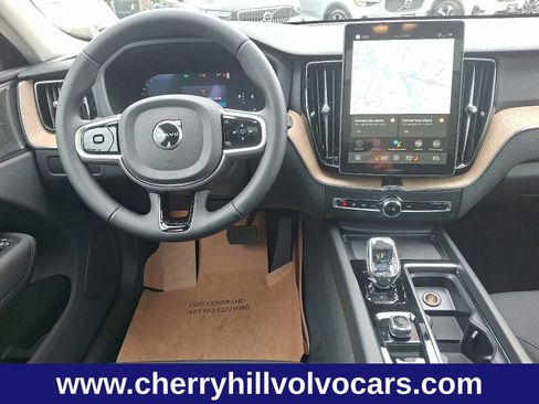 New 2026 Volvo XC60 B5 Plus w/ Protection Package Premier image 8